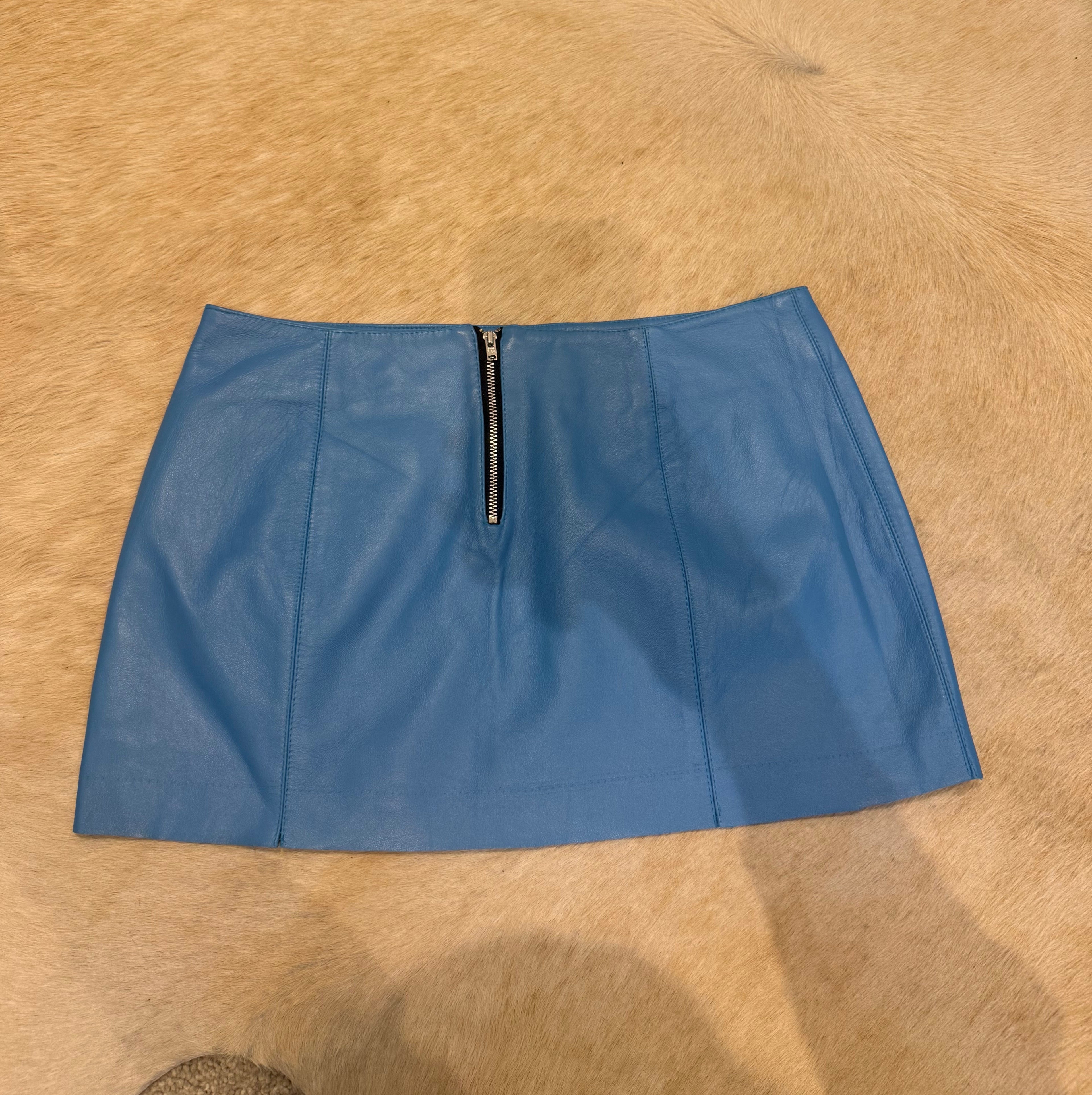 LEATHER MINI SKIRT