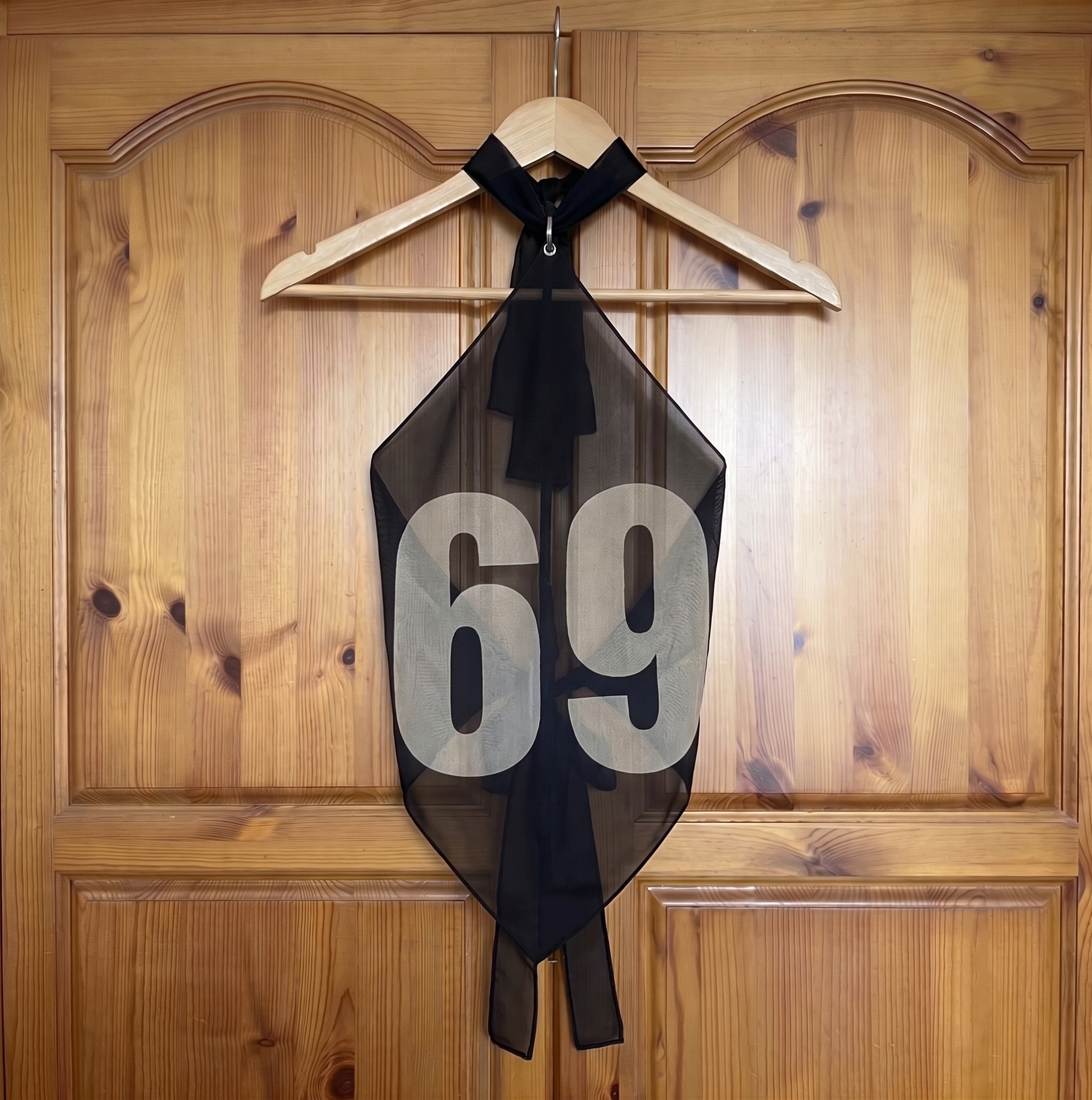 69 HALTER
