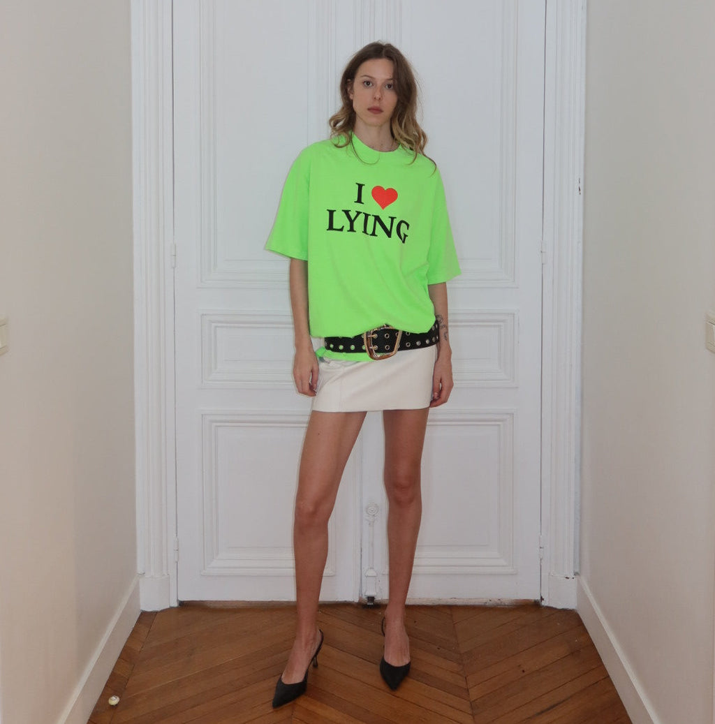 LYING TEE
