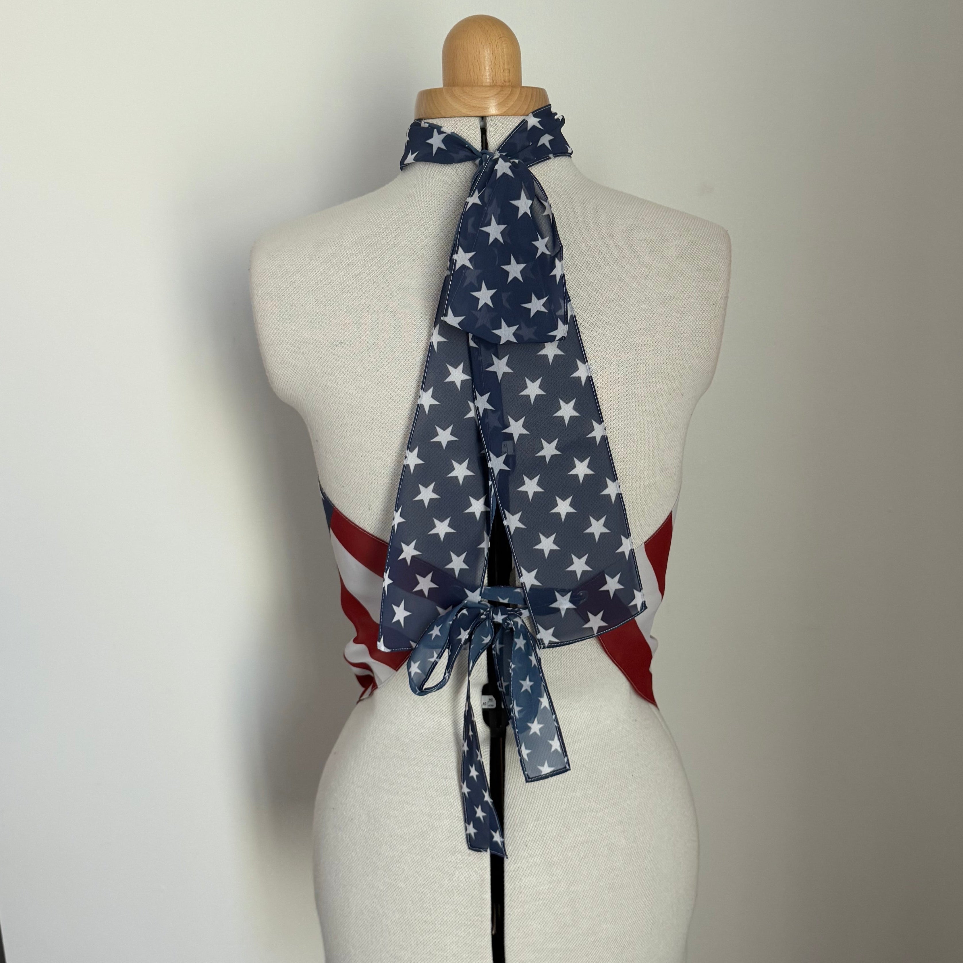 SHE'S BEAUTY SHE'S GRACE HALTER