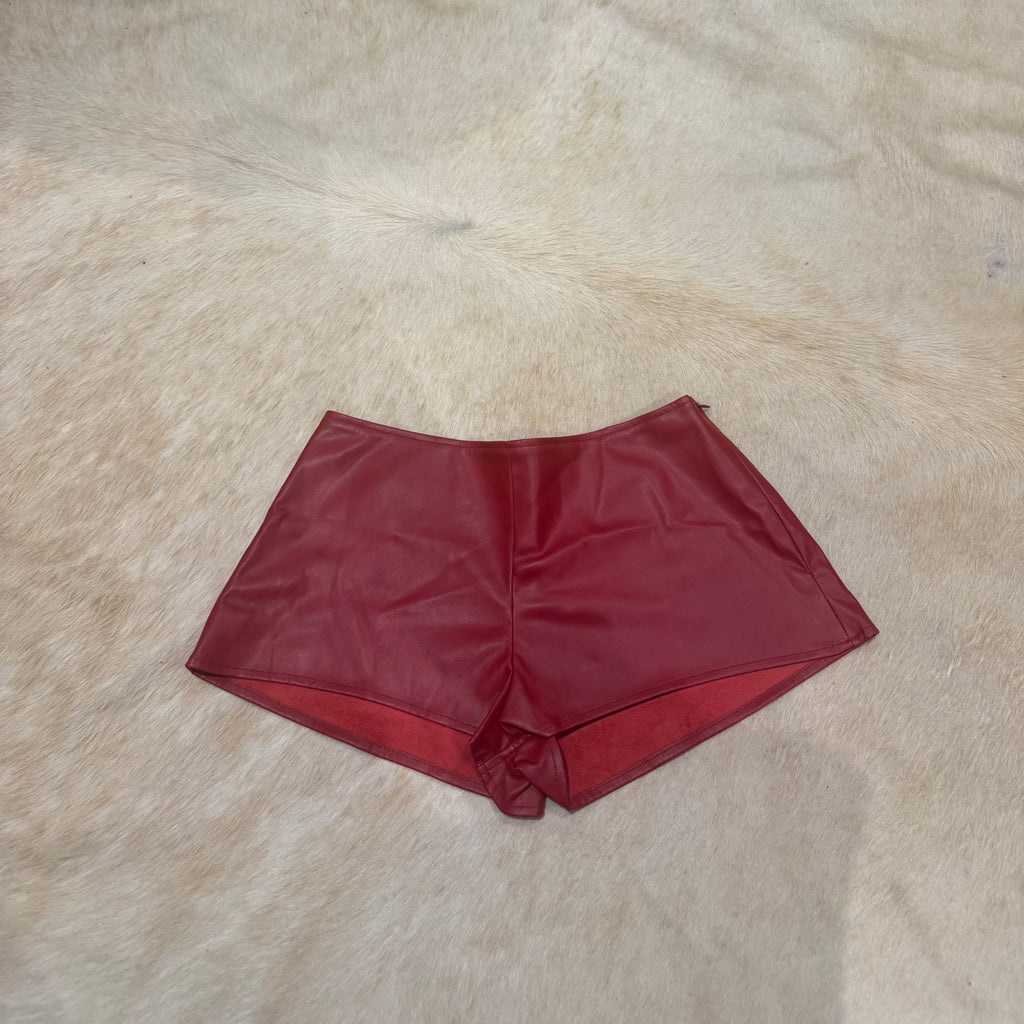 RED MINI SHORT