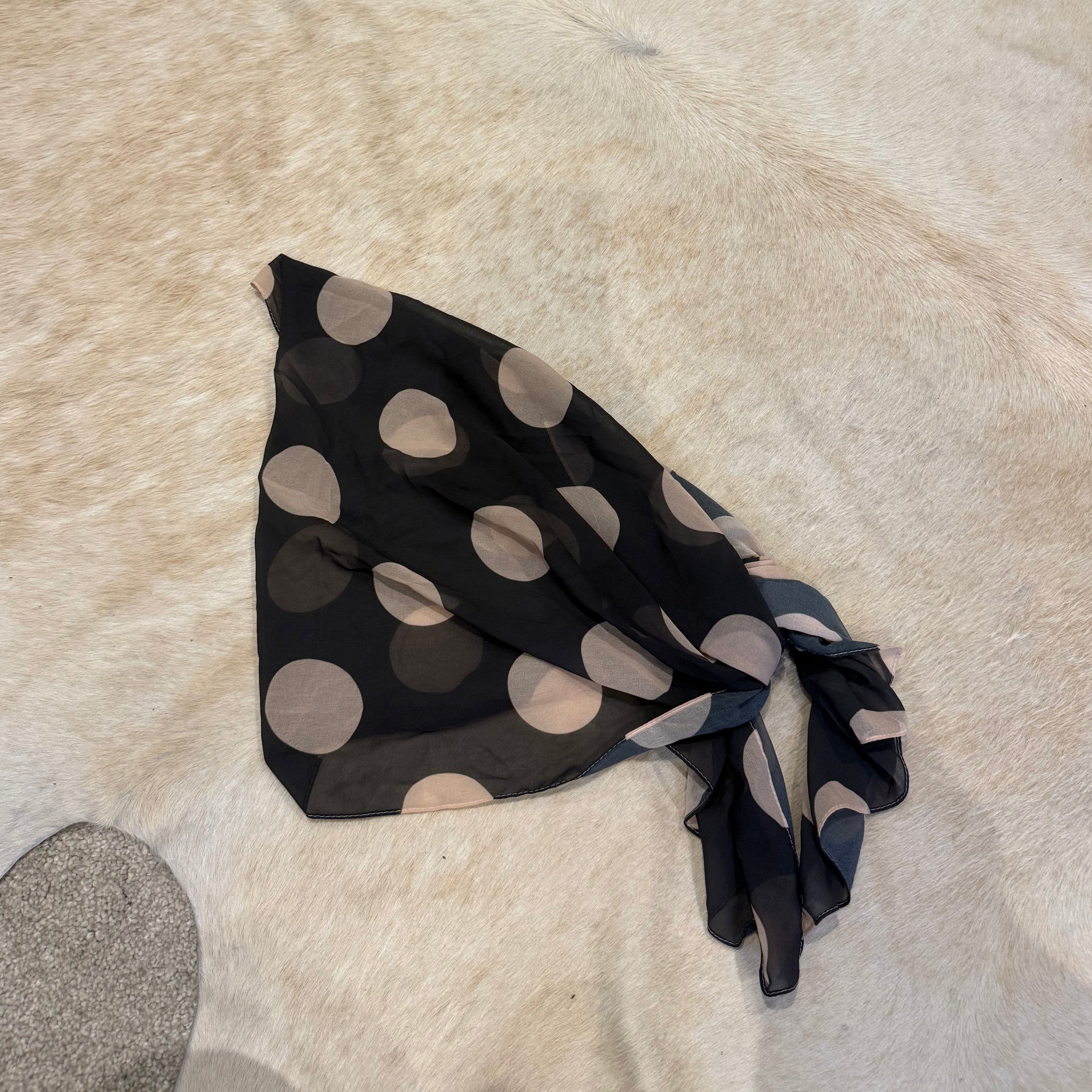 POLKA SARONG