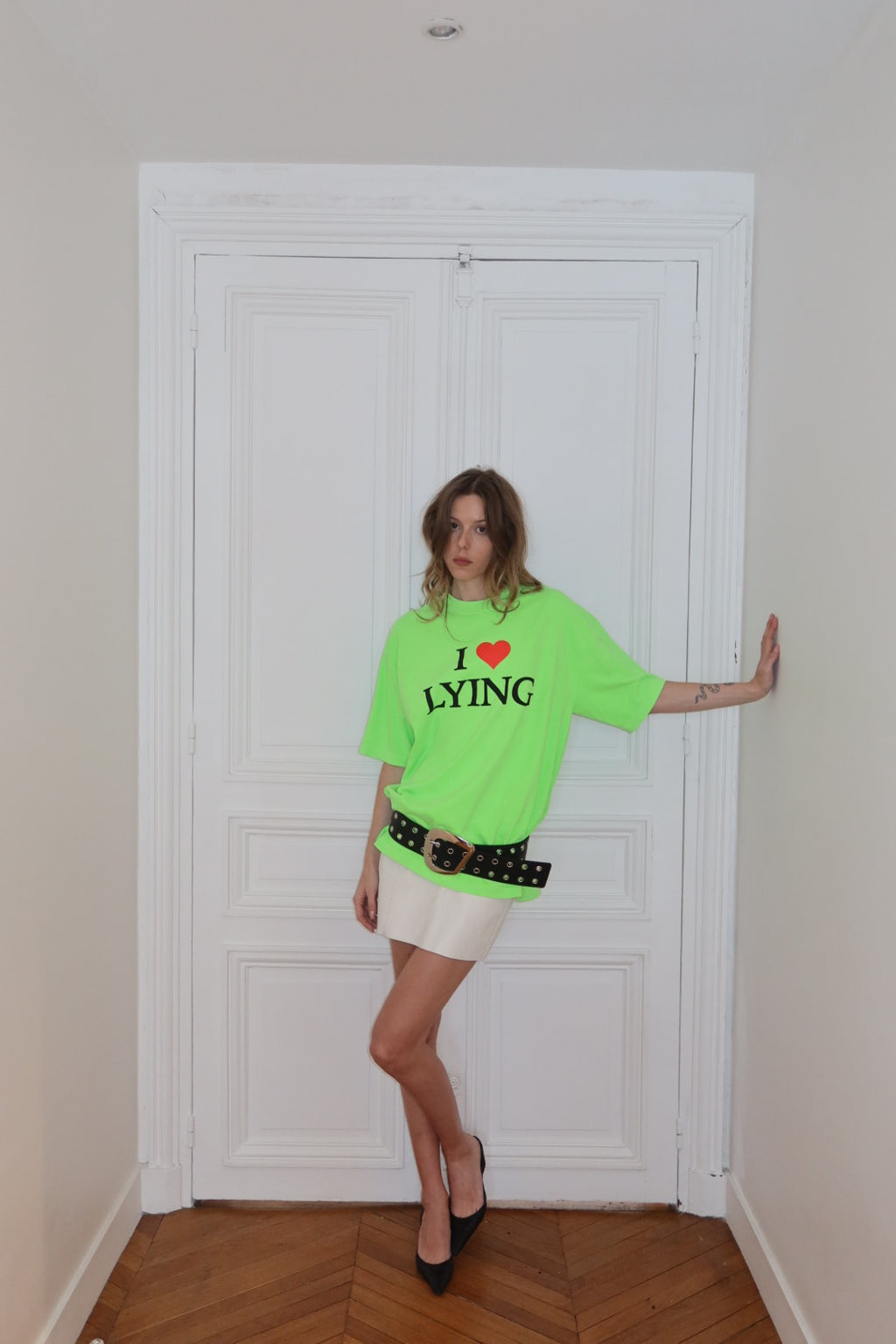 LYING TEE