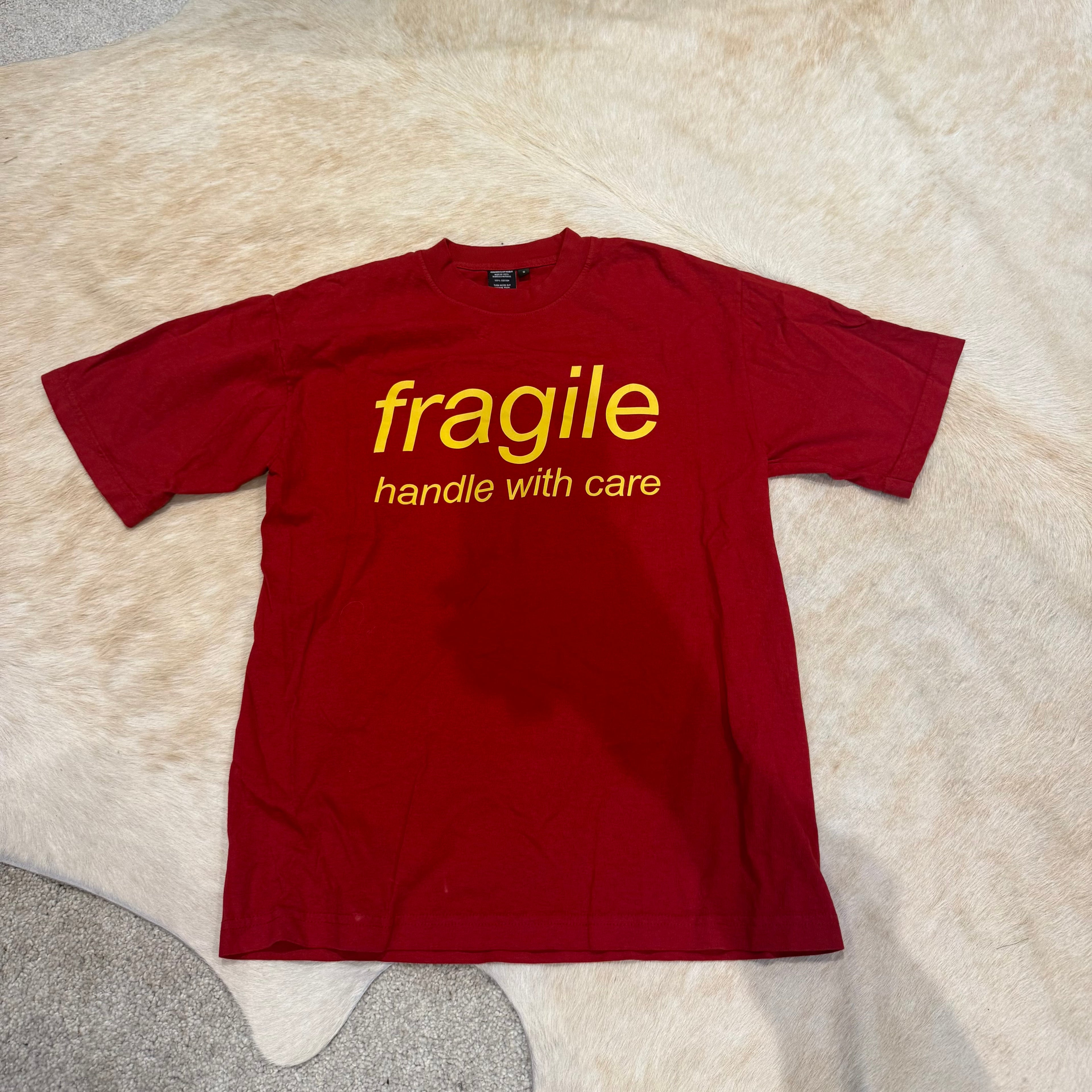 FRAGILE TEE