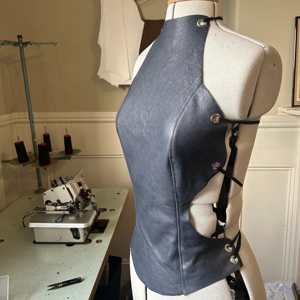 LEATHER BACKLESS TOP