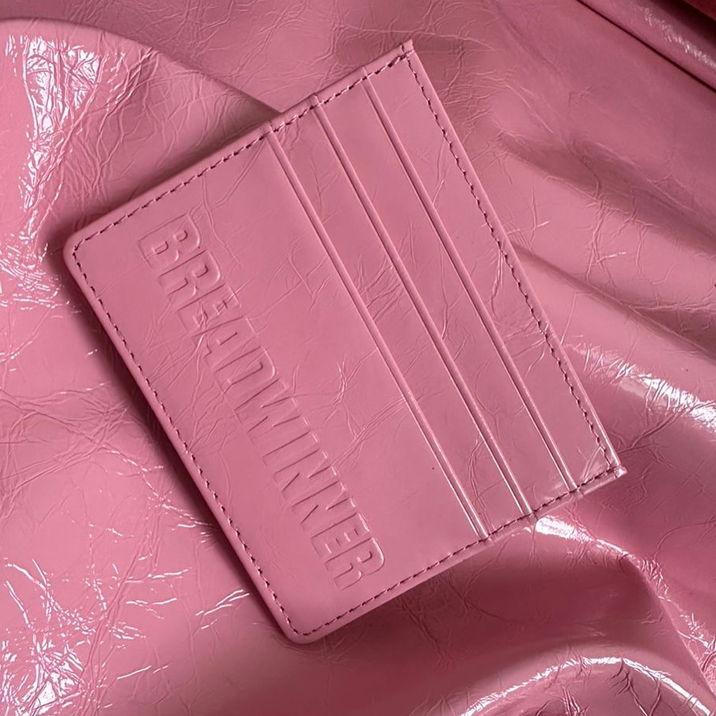 BREADWINNER CARDHOLDER
