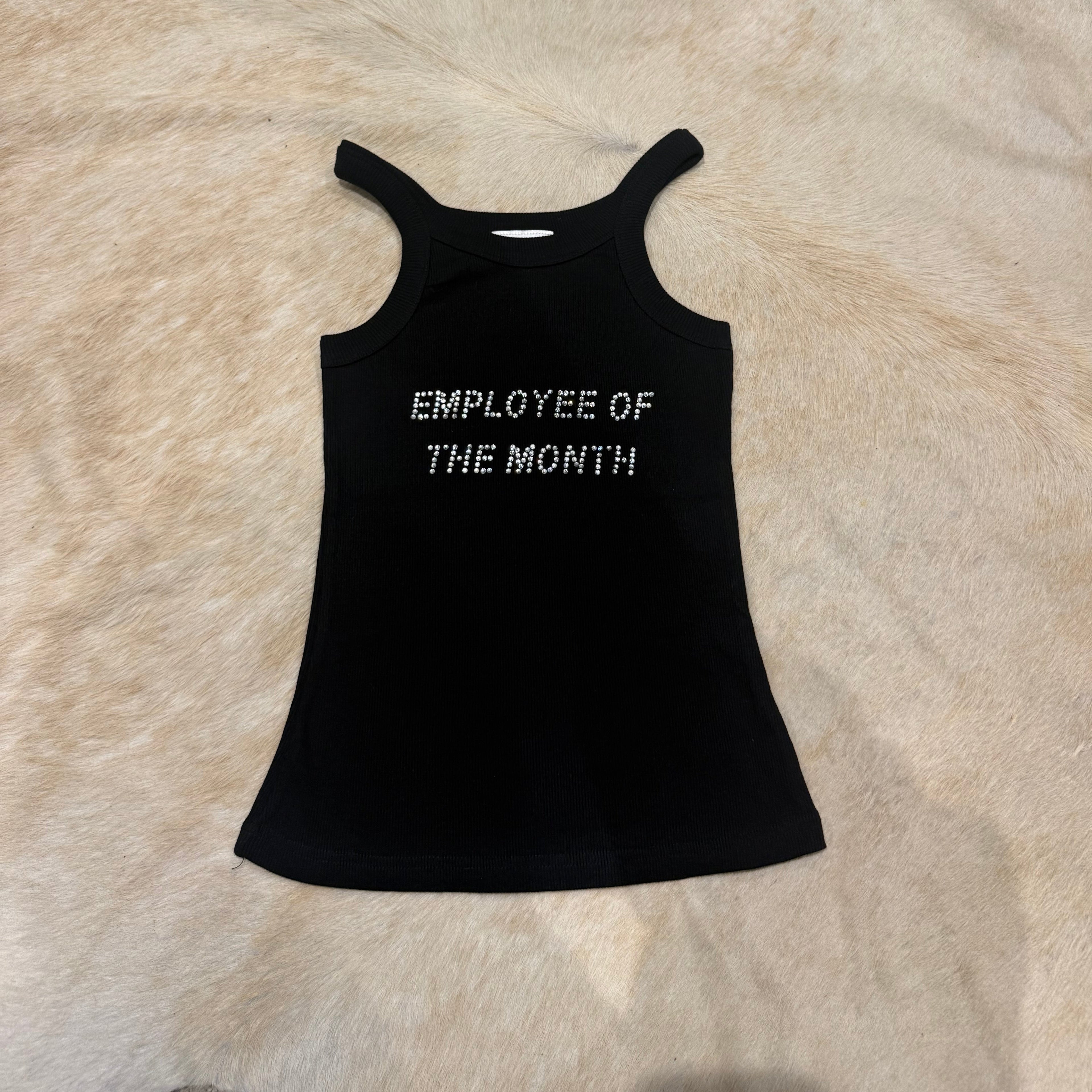 EMPLOYEE DIAMANTE TANK