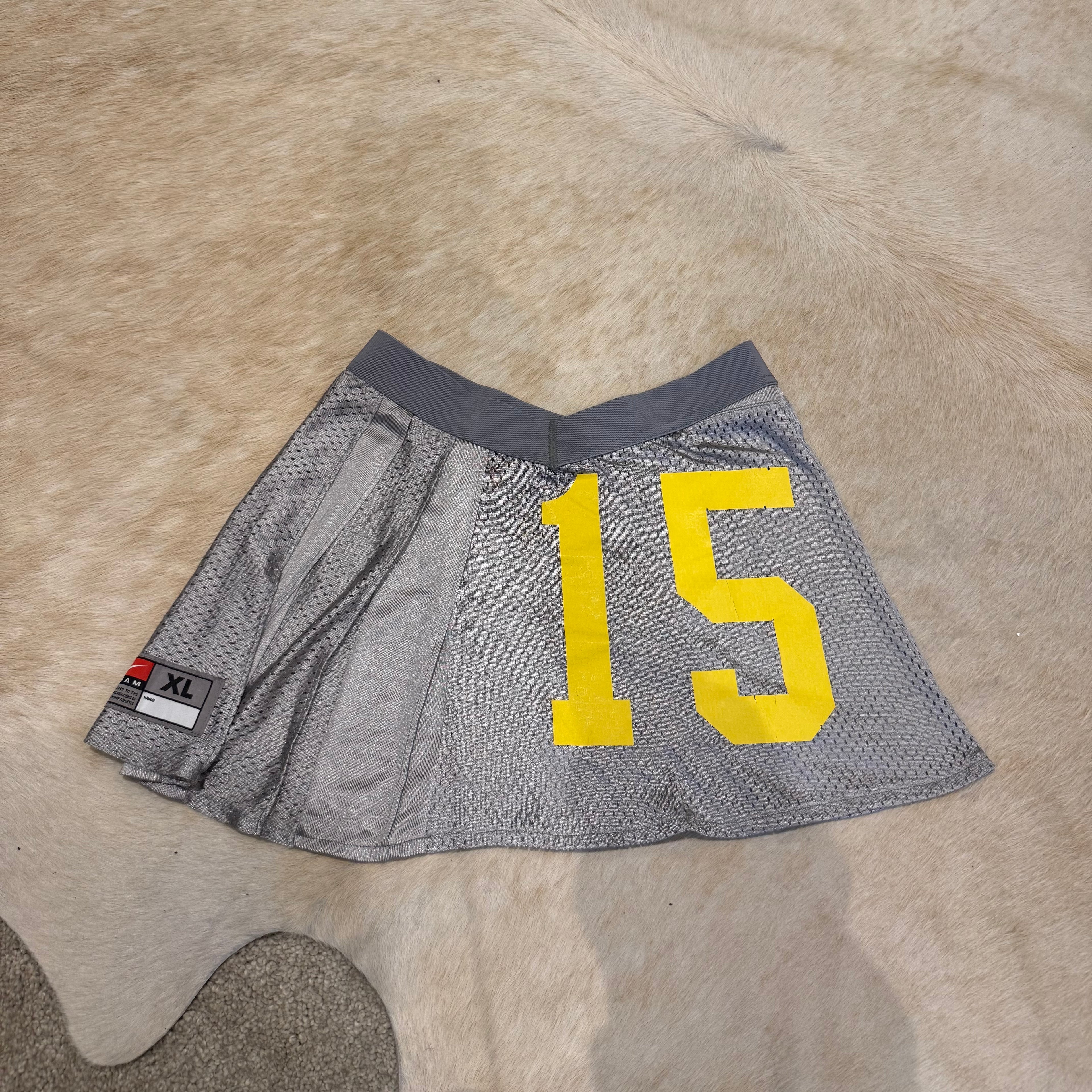 VARSITY SKIRT