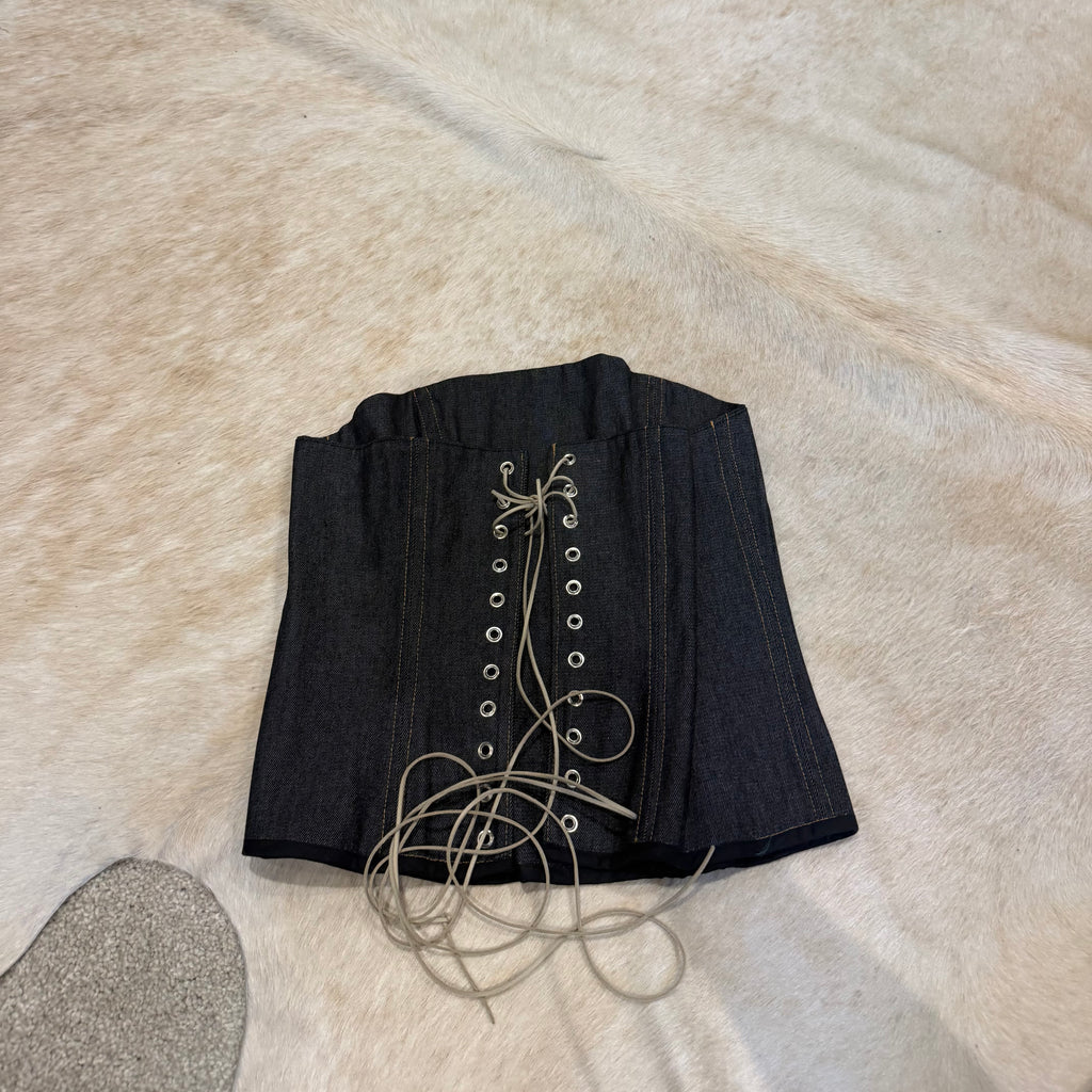 UNDERBOOB STITCH CORSET