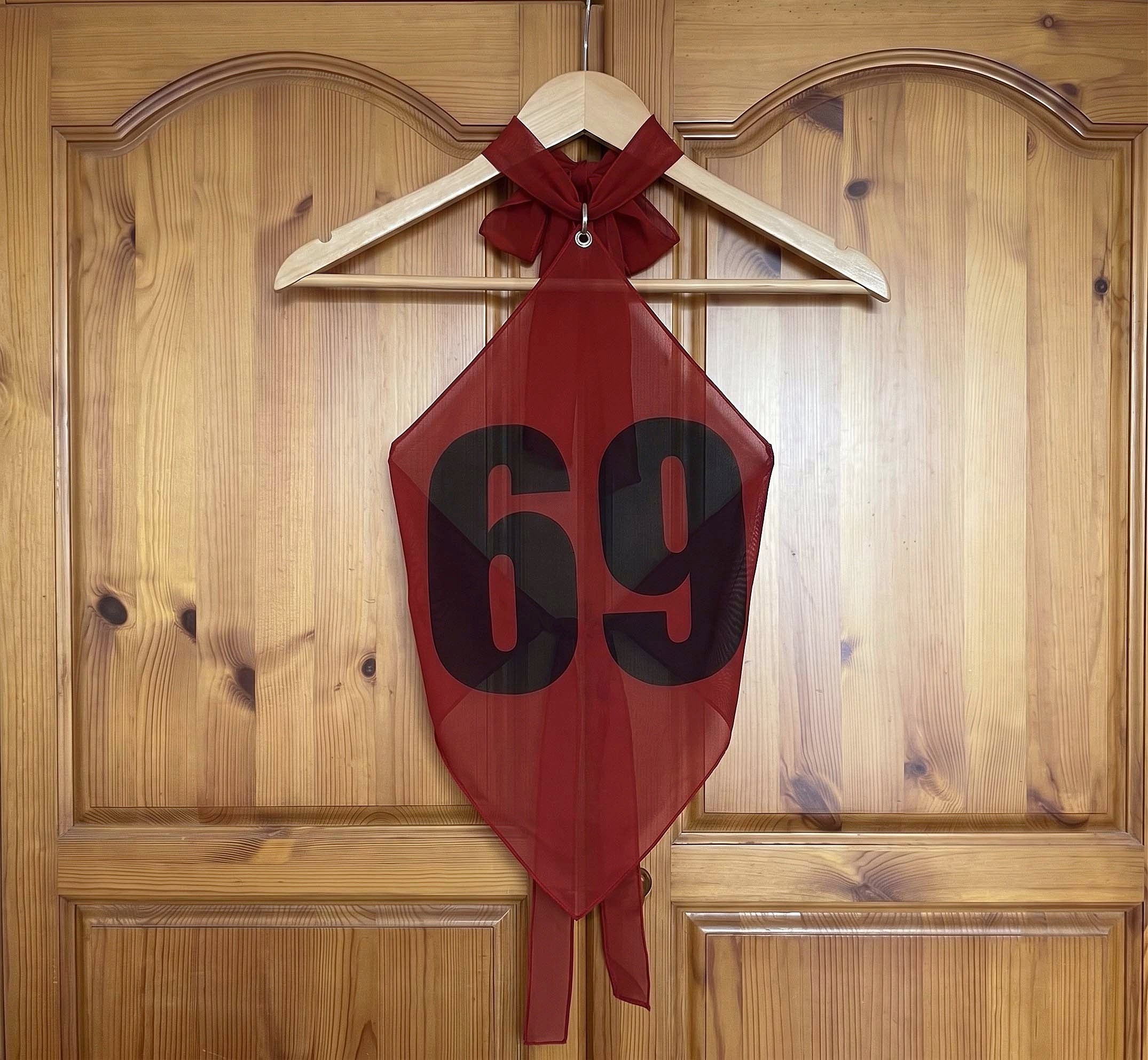 69 HALTER