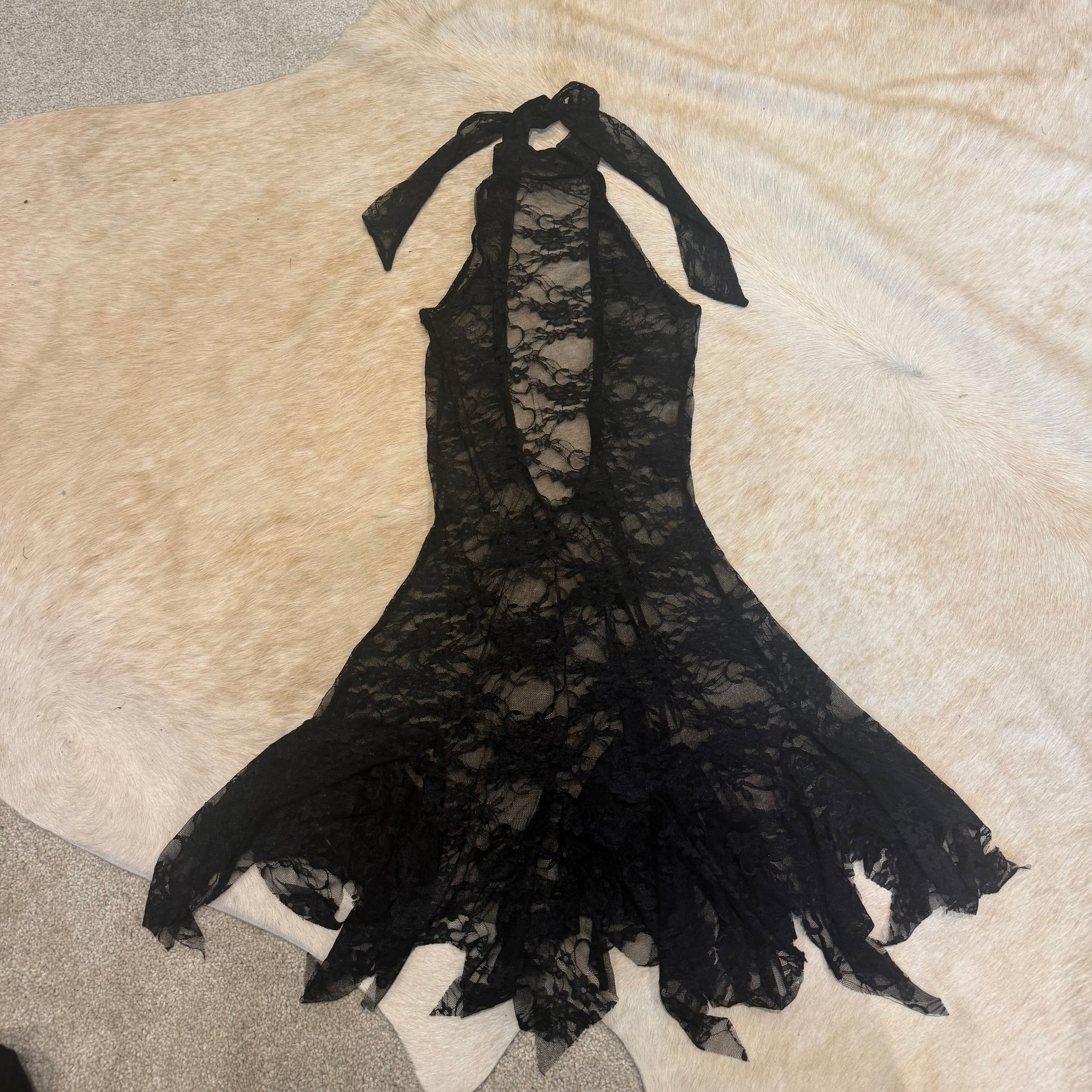 LACE DRESS
