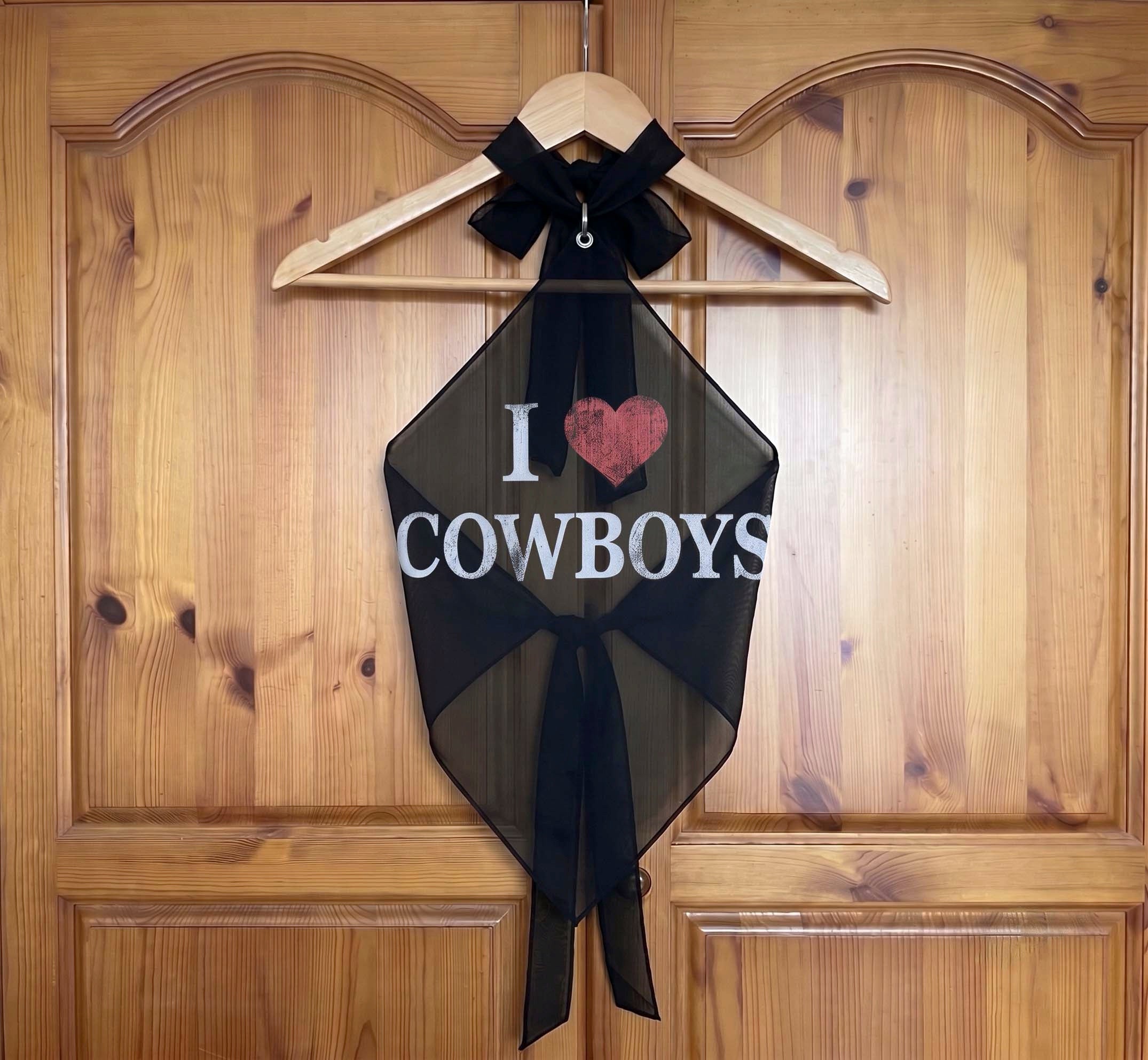 LOVE COWBOYS HALTER