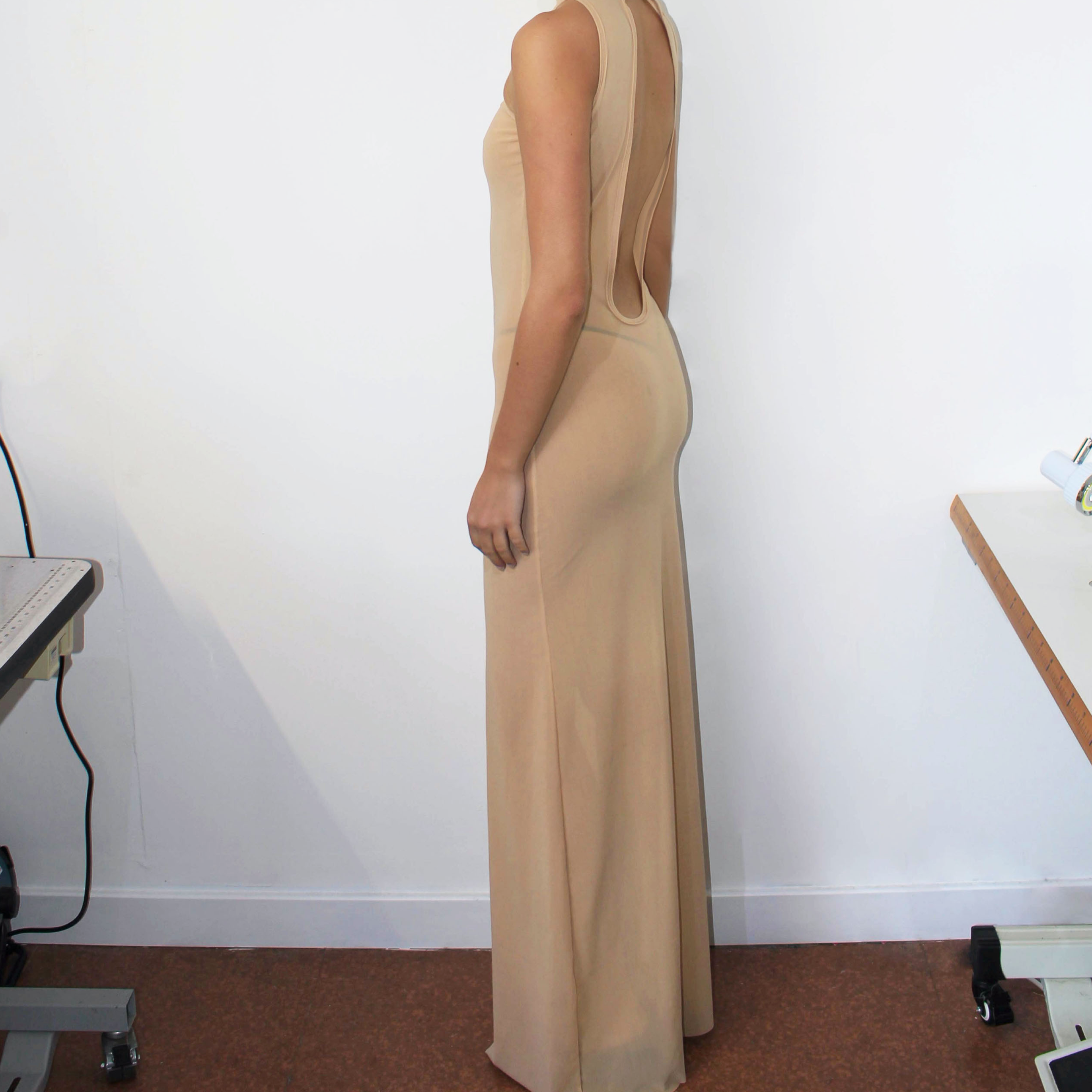 MESH SCOOP BACK MAXI