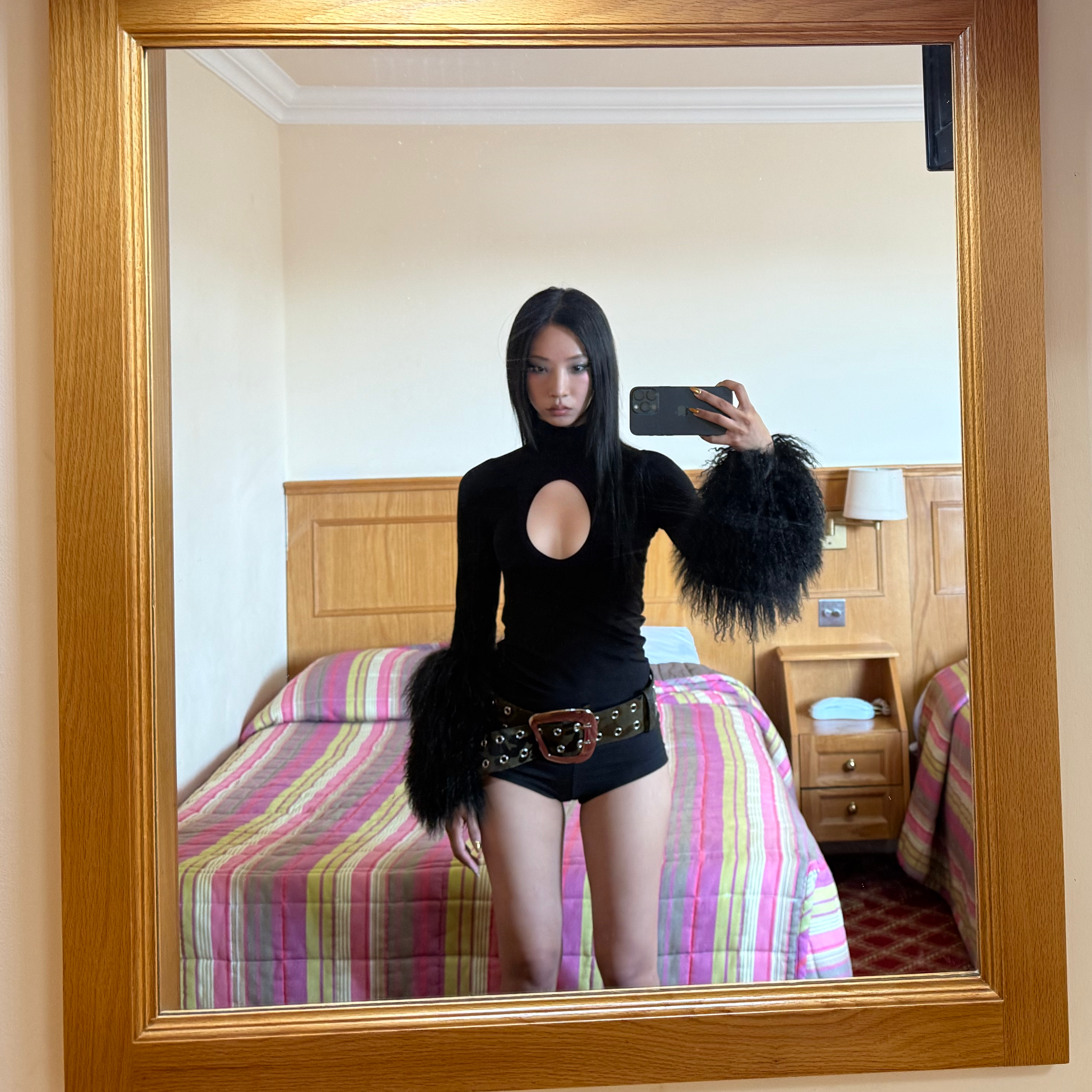 ALEXIS TOP - BLACK